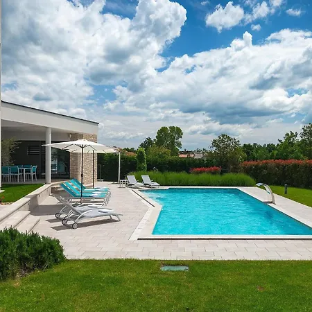 Holiday home Speranza Kucici