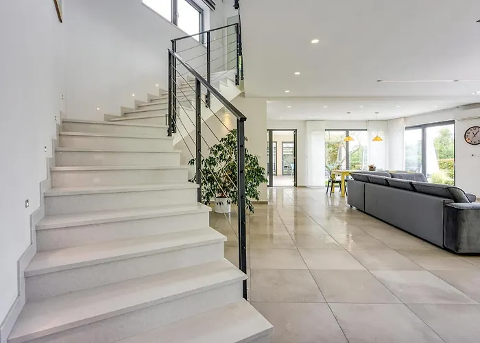 Speranza Vikendica Kucici